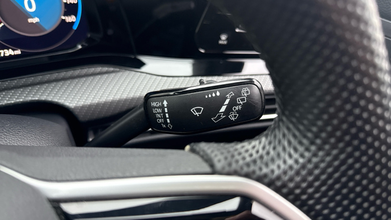 Volkswagen Golf 1.5 TSI R-Line 5dr Petrol Hatchback